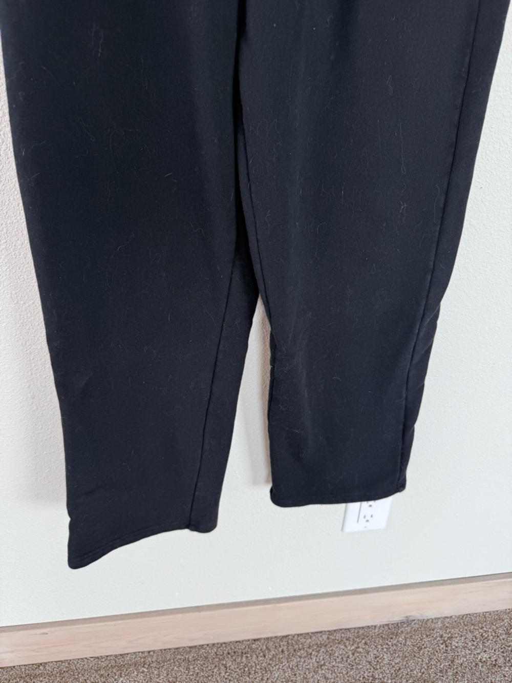 ALO Yoga Accolade Sweatpant Jogger Pant Black Unisex Casual Athleisure Women XS - Picture 4 of 13